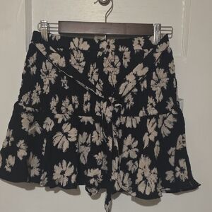 URBAN Romantics Black and Cream Patterned Skirt